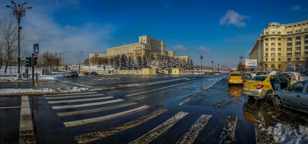 Weekend calendar: New Year concert @ George Enescu Philharmonic, exhibitions, film screenings