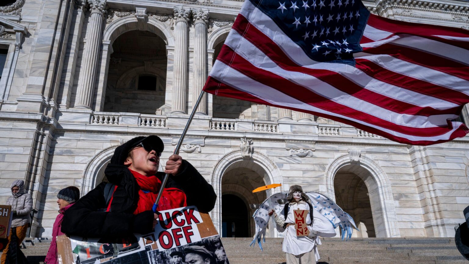Germany warns travelers of 'violent clashes' in the US amid protests