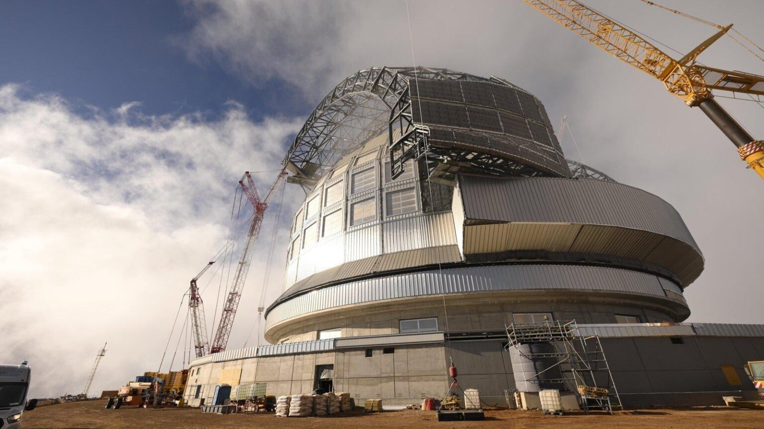 Irishman leading construction of largest ever telescope