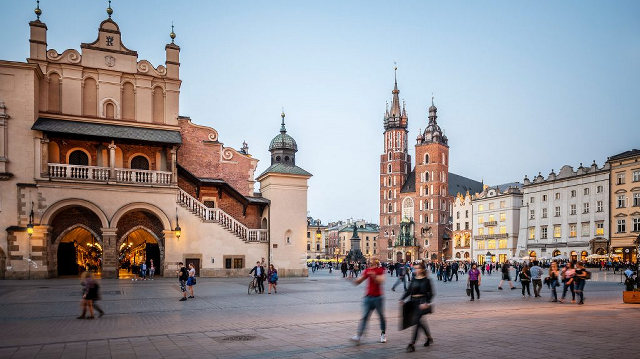Poland ranks 7th most popular destination for UK migrants, data shows Poland ranks 7th most popular destination for UK migrants, data shows