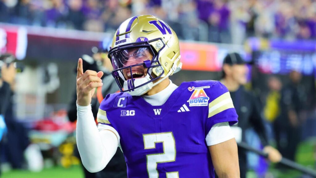 Transfer portal chaos hits college football as 25% of FBS players enter