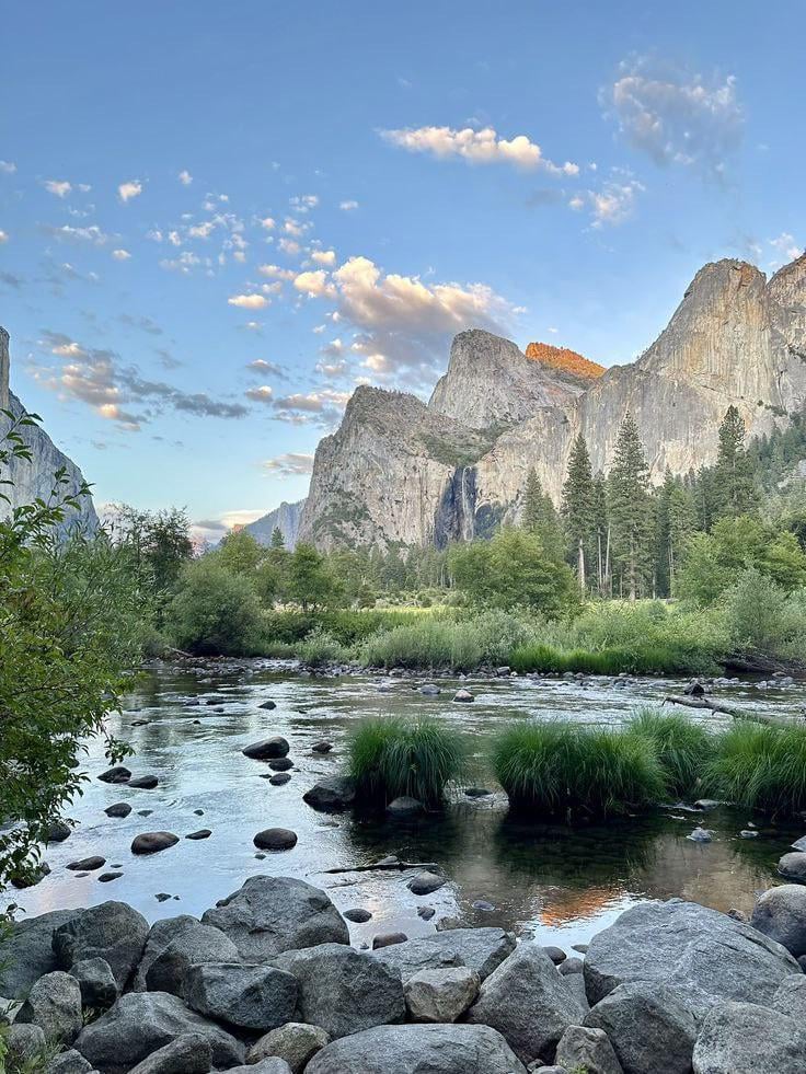 this is Yosemite National Park😍