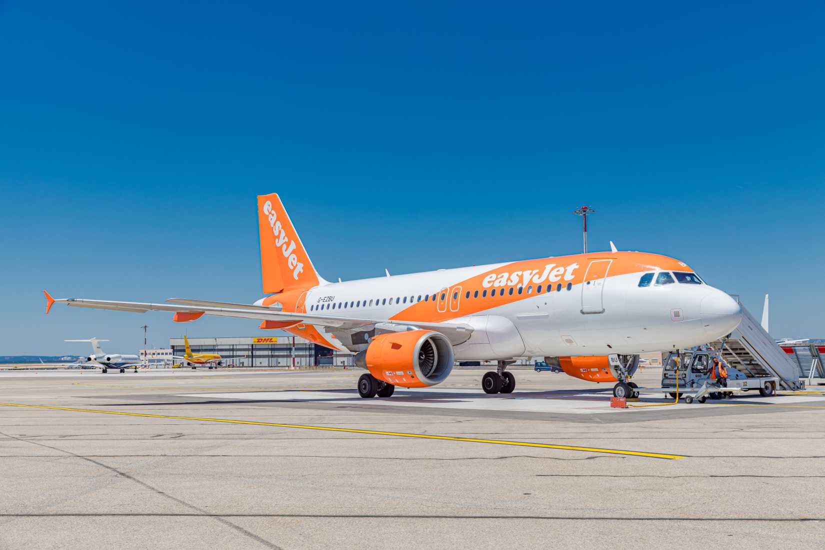 easyJet Airbus A320 3