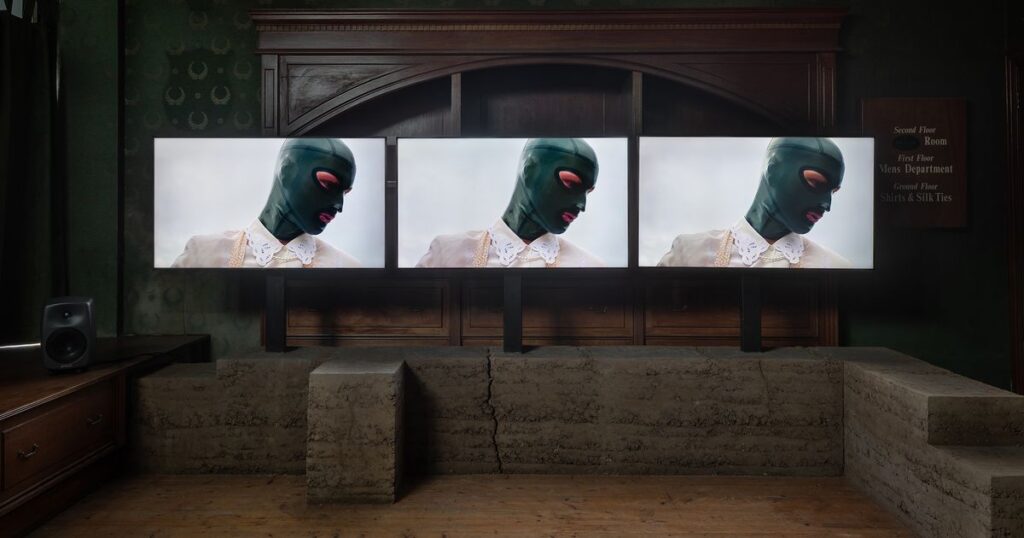 Eimear Walshe: ROMANTIC IRELAND - Announcements