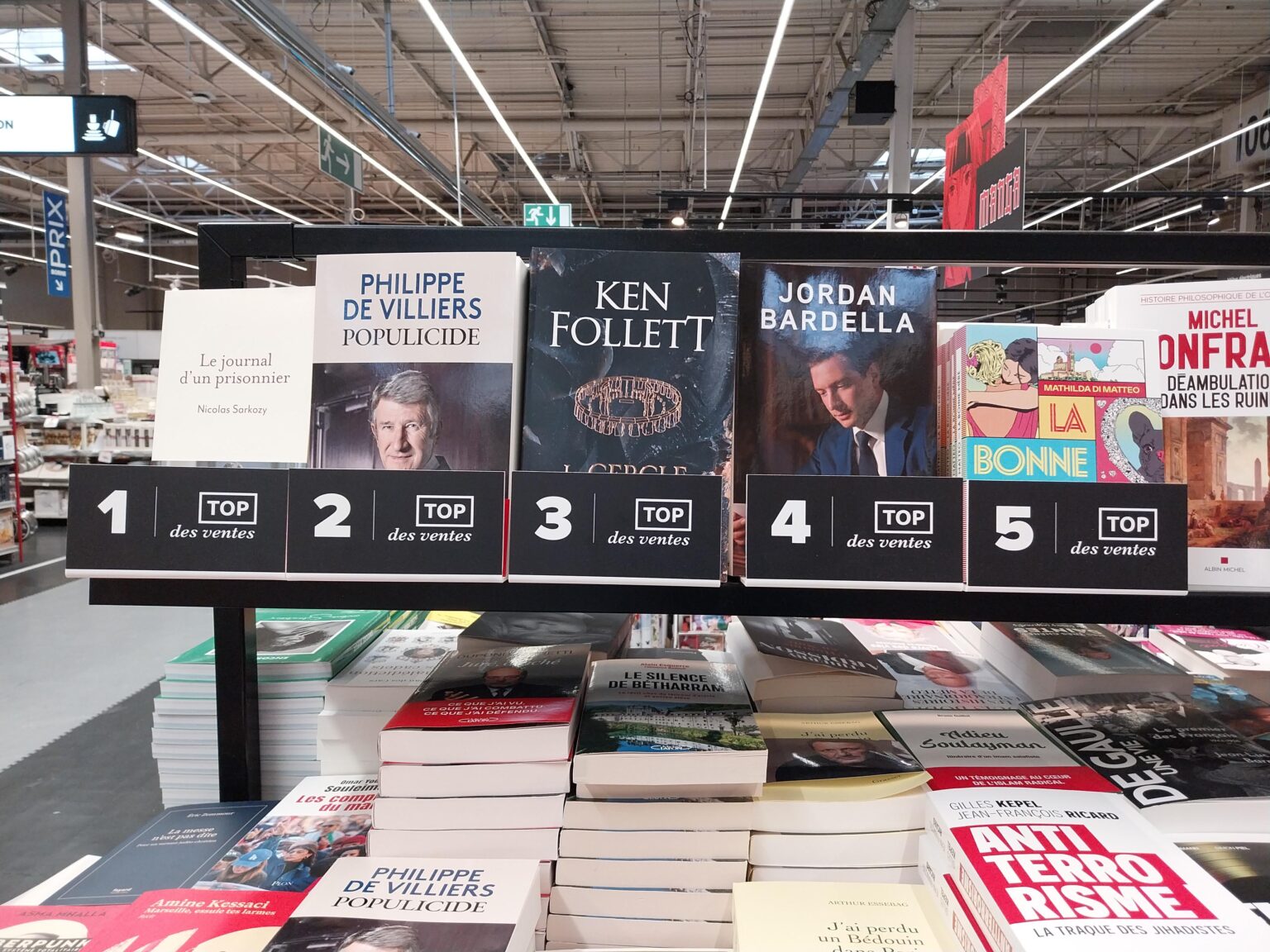 The top 5 of the Carrefour bookstore