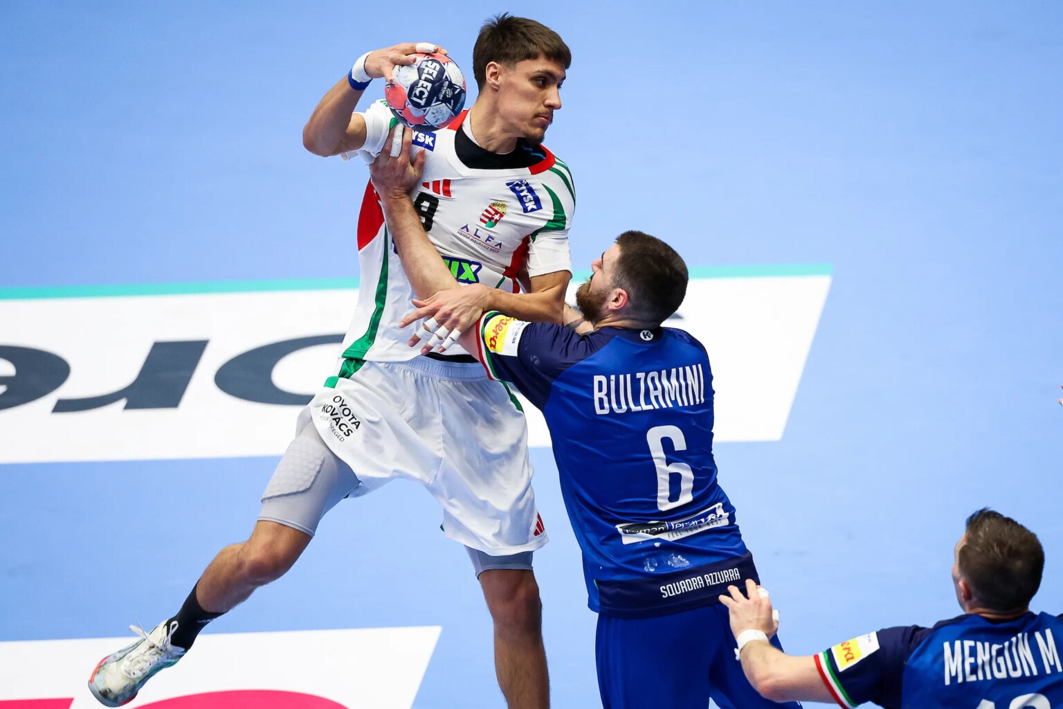 Hungary clinch Men’s EHF EURO 2026 main round with win over Italy Hungary clinch Men's EHF EURO 2026 main round with win over Italy