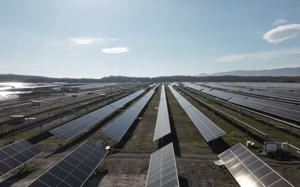 KKR-owned ContourGlobal enters Greece with battery, solar acquisitions