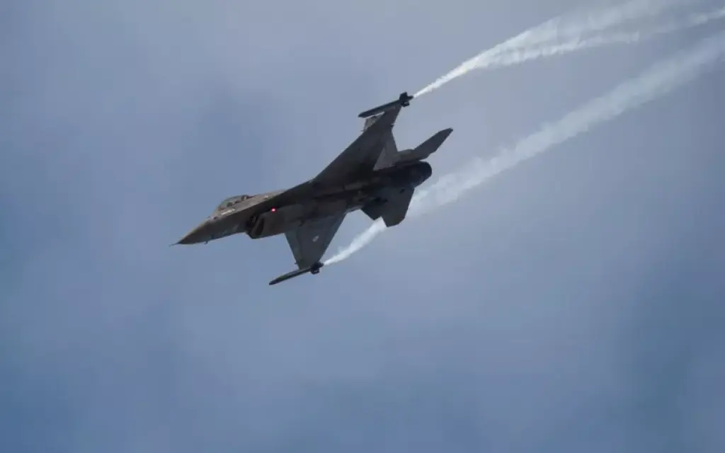 Greece to spend over €1 billion on upgrading 38 F-16 fighter jets