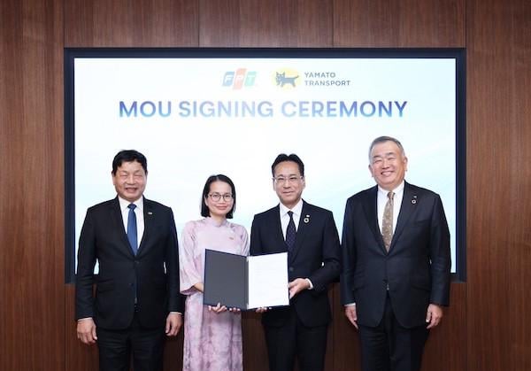 A Japanese company (ヤマト運輸) will hire 100 Vietnamese truck drivers every year for the next 5 years. Total 500 Vietnamese truck drivers.