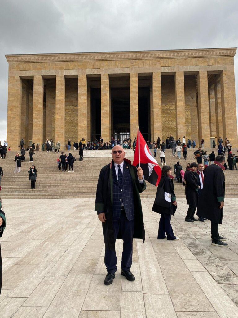 Mahmut Tanal responded to a user who cursed him: We are in favor of a Türkiye that unites, not divides. This country belongs to all of us, the Republic belongs to all of us. How happy is everyone who says they are equal citizens of the Turkish nation.