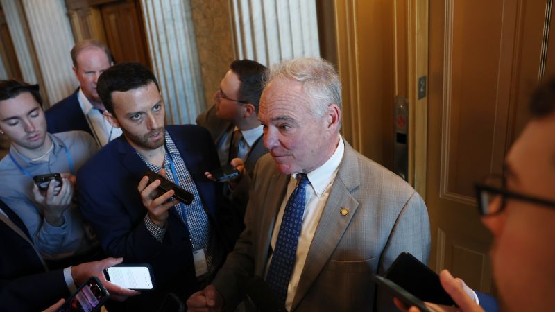 Handful of Republicans join Democrats to force Senate check on Trump’s war powers in Venezuela