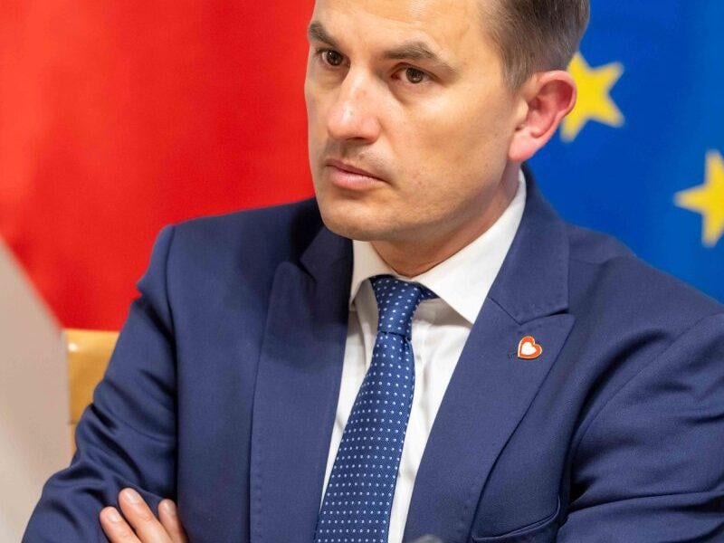 Finally! Kacap traditions are still strong.