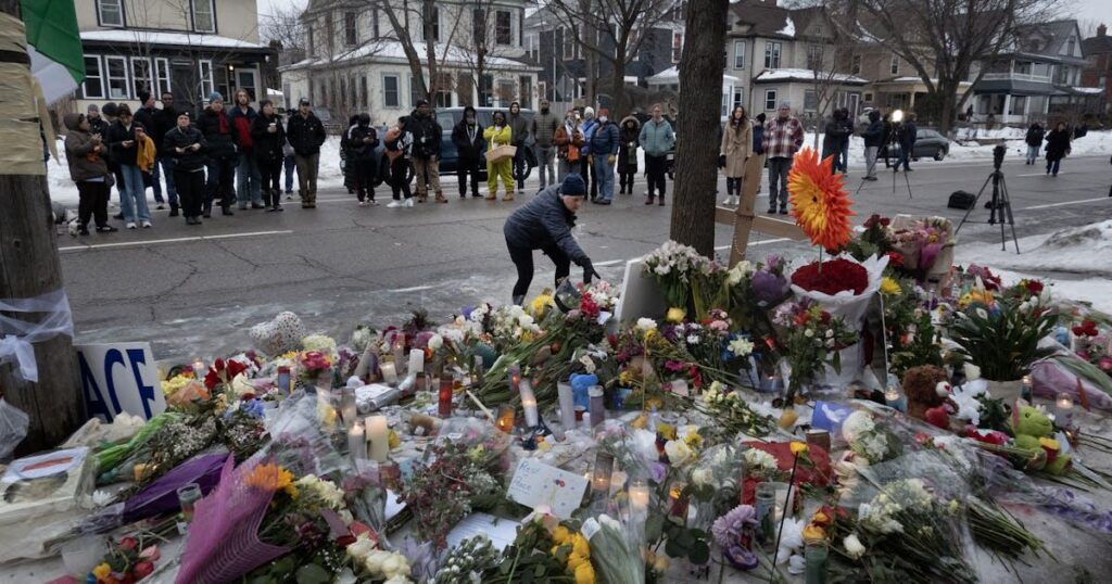 Damning New Video Wrecks Trump Team’s Claims on Minnesota ICE Shooting