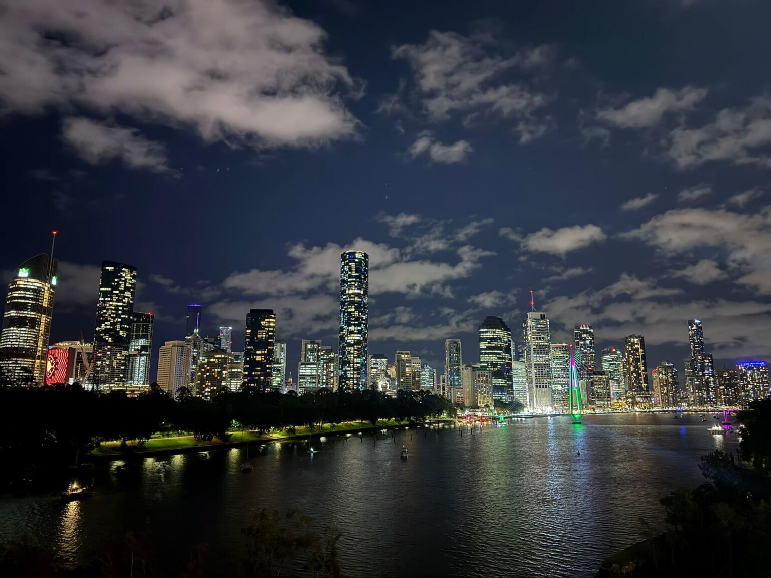 Great spot for some nice views of the city. This one never gets old