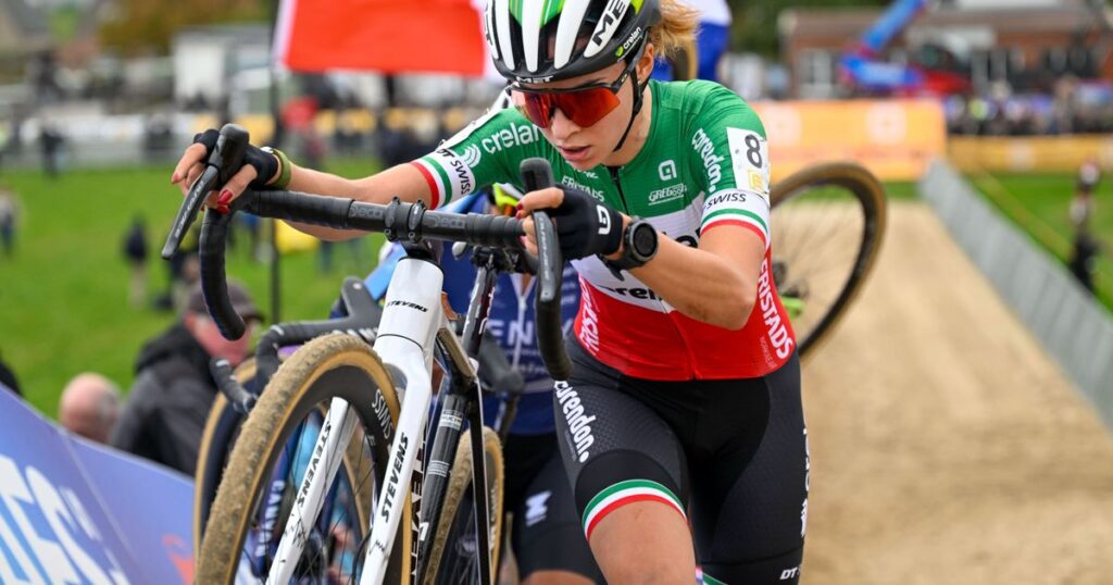 National champion Sara Casasola spearheads the popularity boom of cyclocross in Italy: “Something is changing” CyclingUpToDate.com