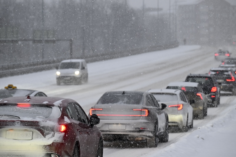 Icy roads cause multiple crashes in southern Finland Icy roads cause multiple crashes in southern Finland