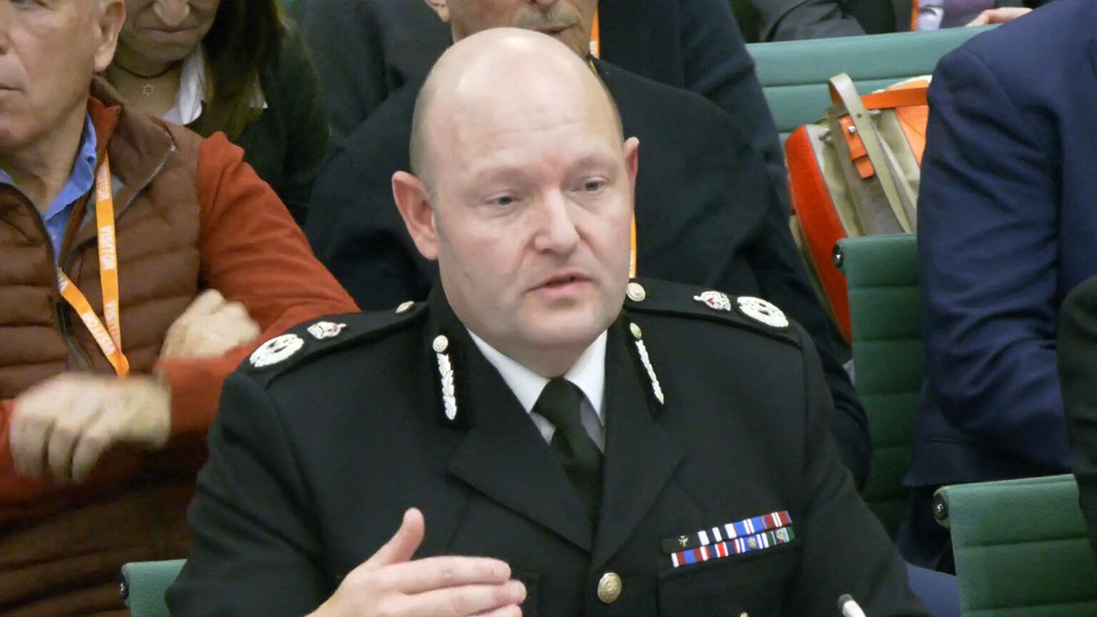 Police chief steps down after UK fallout from ban on Tel Aviv football fan | Football