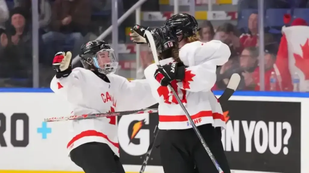 Canada Dominates Finland to Reach U18 Women’s World Semis Canada Dominates Finland to Reach U18 Women’s World Semis