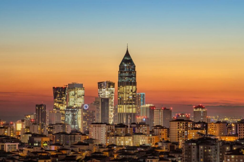 A view of the Istanbul Financial Center, home to major banks and multinational offices in Türkiye. (Adobe Stock Photo)