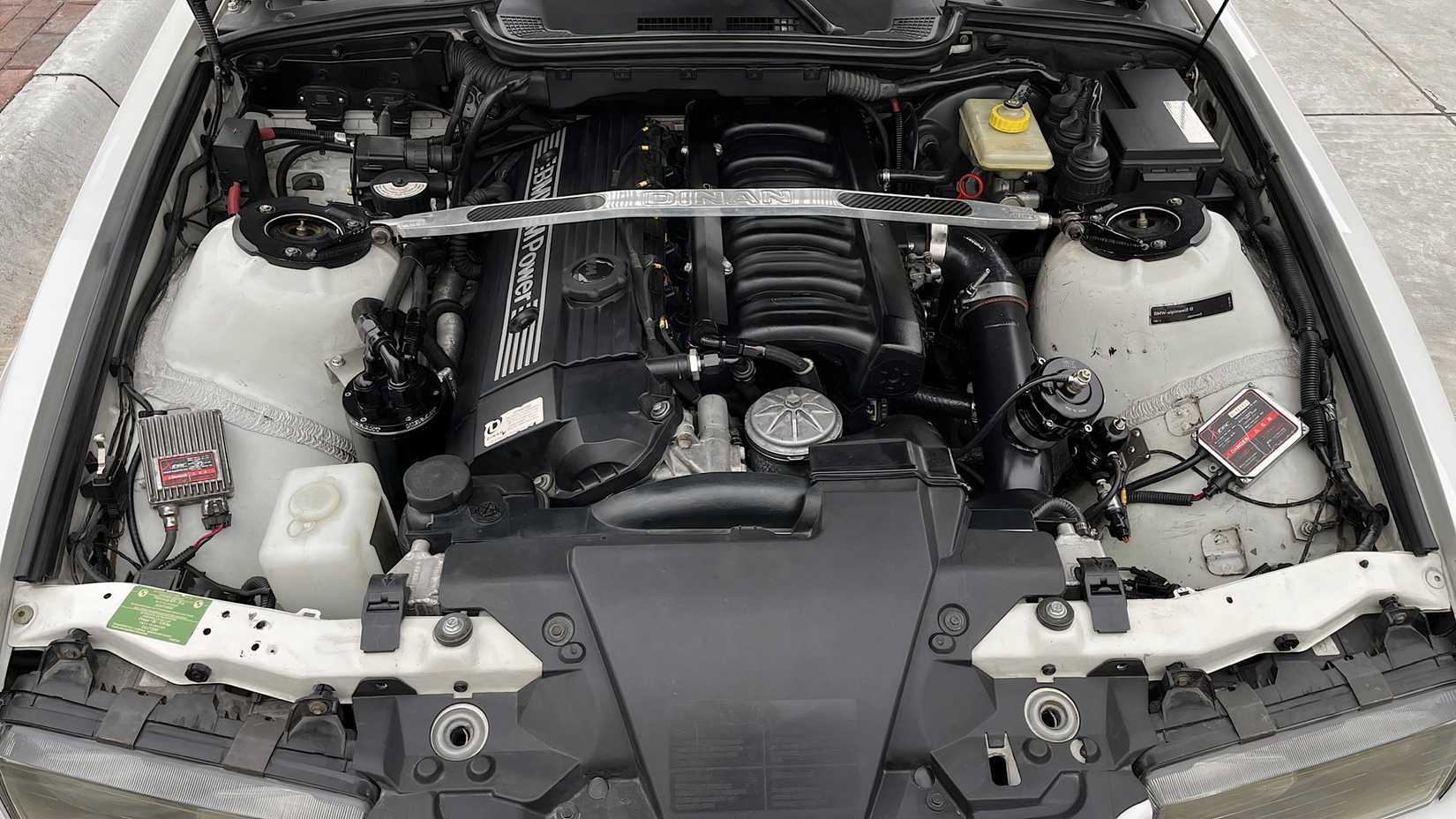 1998 BMW M3 Coupe engine bay showing S52B32 engine