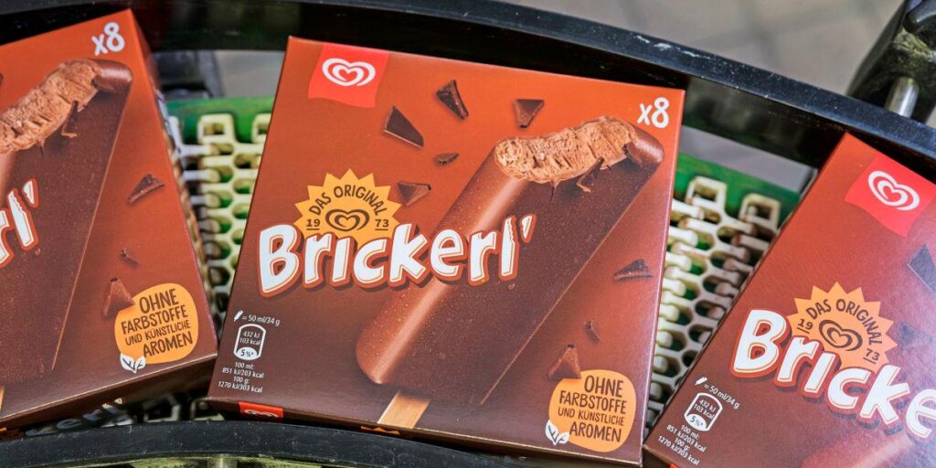 The Brickerl returns