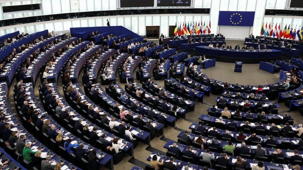 Europa-Parlamentet voted to offically freezes trade agreement with the United States