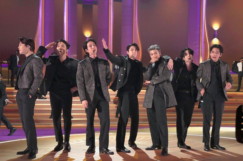 Mexico’s President Asks Korean Leader for More BTS Dates: ‘A Million Youngsters Want to Buy Tickets’