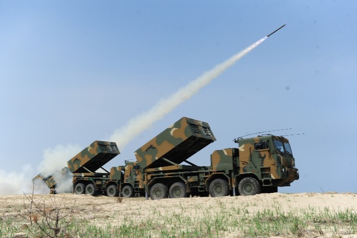 Hanwha Aerospace beats Lockheed to win $2 billion Norway artillery deal