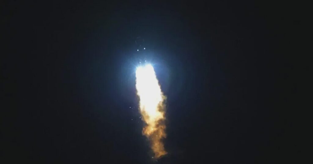 On January 30, an uncontrolled Chinese rocket, 13 meters long and weighing 11 tons, will fall on European territory