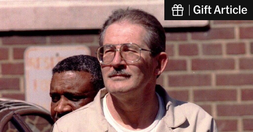 Aldrich Ames, C.I.A. Turncoat Who Helped the Soviets, Dies at 84