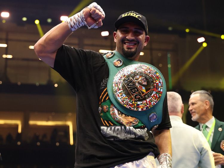 Agit Kabayel stops Damian Knyba early for happy Germany homecoming