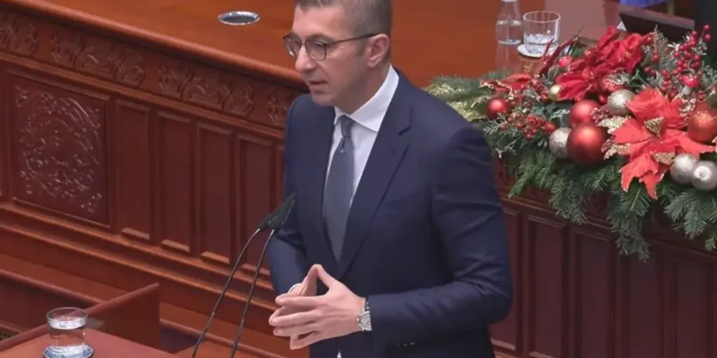 Mickoski: Poverty rate in Macedonia is decreasing