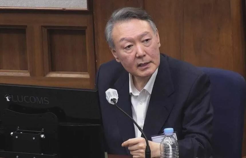 Special prosecution formally seeks death penalty for Yoon Seok Yeol (former pres.)