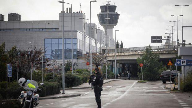 In the drawer for 6 years the contract that would prevent the blackout at the airports and let the controllers shout about "air Tempe"