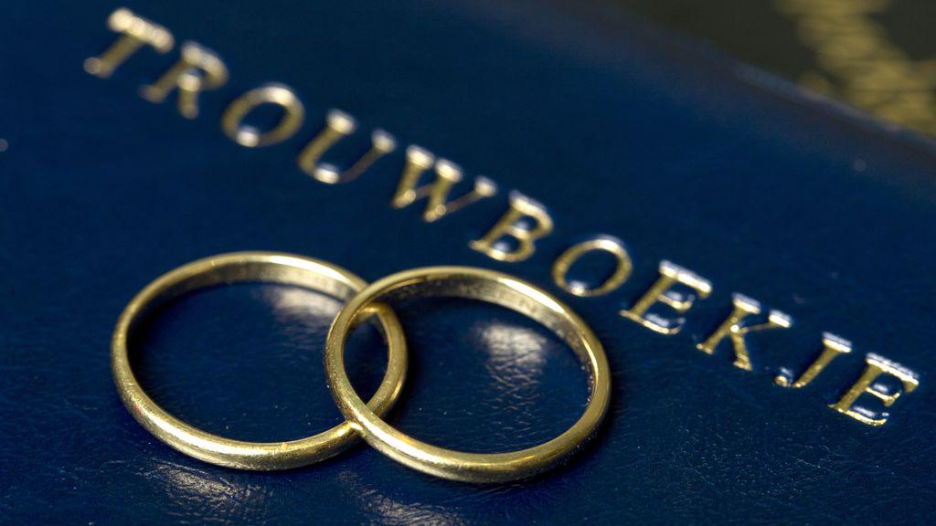 Judge cancels marriage certificate because of Babs' ChatGPT speech