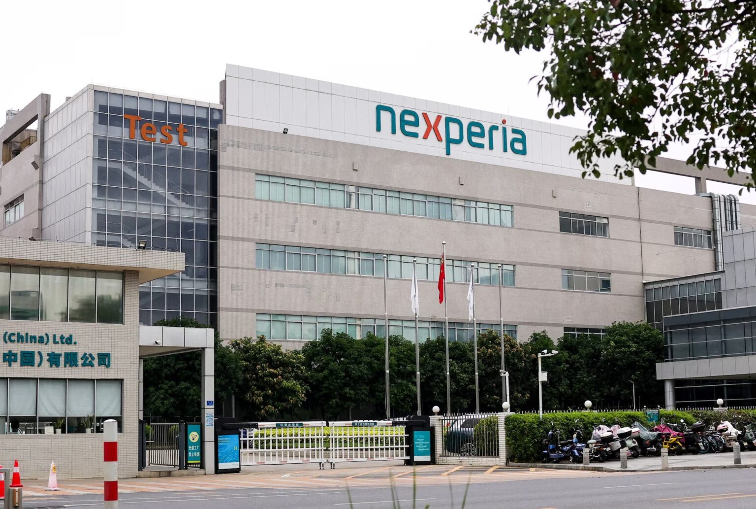 China’s Wingtech Escalates Nexperia Dispute, Seeks Up to $8bn in Arbitration Against Netherlands China’s Wingtech Escalates Nexperia Dispute, Seeks Up to $8bn in Arbitration Against Netherlands