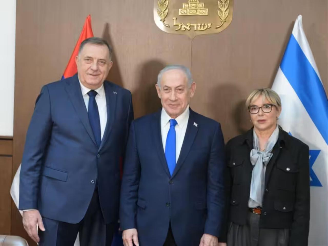 Photo shows Israeli Prime Minister Benjamin Netanyahu (C) with Bosnia’s Serb entity Republika Srpska acting President Ana Trisic-Babic (R) and former President Milorad Dodik (L) in Jerusalem on Jan. 28, 2026. (Photo via Jerusalem Post)