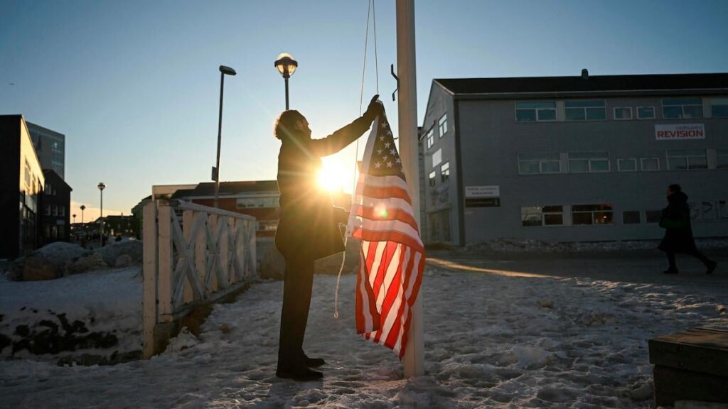 German comedian wanted to hang American flag in Nuuk: 'I underestimated the situation'