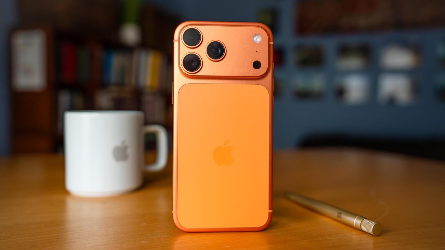 iPhone 17 Pro and Pro Max, from public money, at the University of Agronomy and the Mental Health Center in the Capital. Bonus: Airpods Pro for 1,000 lei each