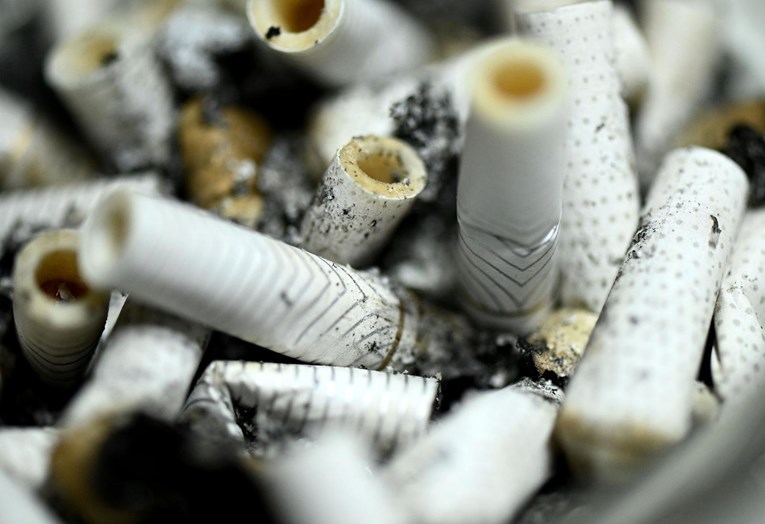 2firsts vape news logo