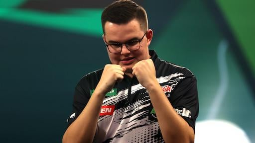 Gian van Veen through to the finals of the World Darts Championship after beating Gary Anderson