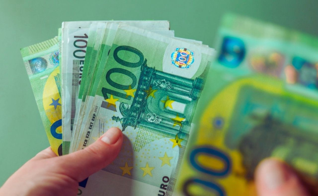 Bulgaria: Bulgaria Imposes Fines Up to €50,000 for Price Gouging After Euro Launch