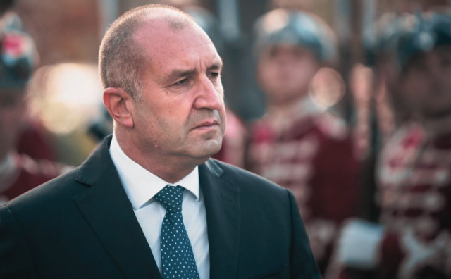 NATO Pilot, Putin Sympathizer, or Something Else? Who Is Rumen Radev and Why Did He Just Blow Up Bulgarian Politics - Novinite.com