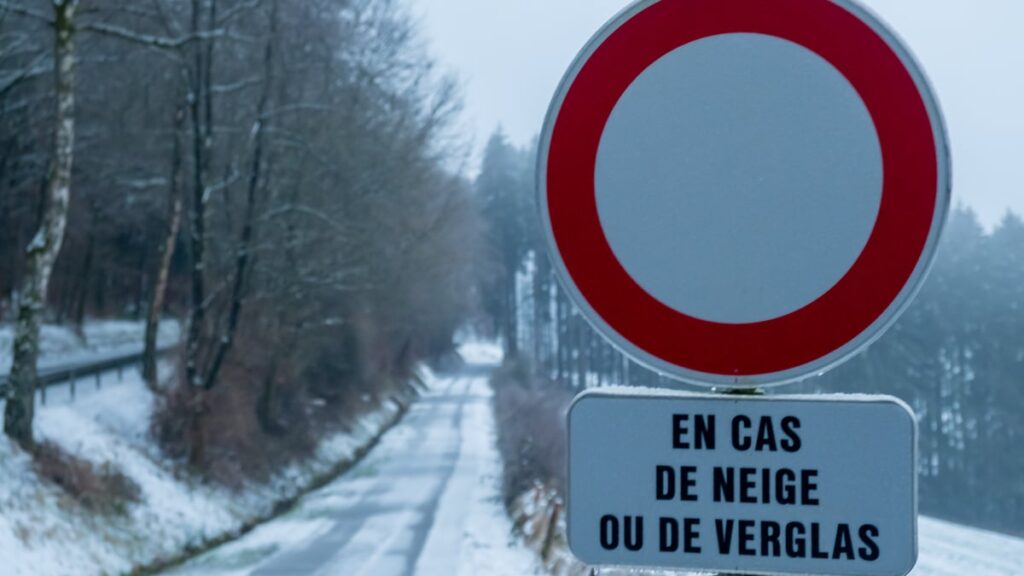 More snow to come in Luxembourg as Meteolux extends warnings According to Meteolux, snowfall is expected on Monday afternoon and into the evening