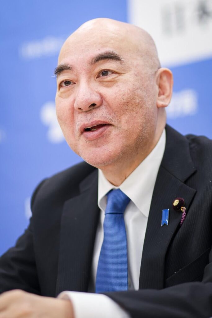 Leader of the Japanese Conservative Party calls for a "radical review" of foreigner policy. When asked about labor shortage, claims “there is no physical shortage of people”