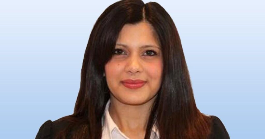 Lawyer claimed to work 28 hours a day so she could claim £70,000 bonus