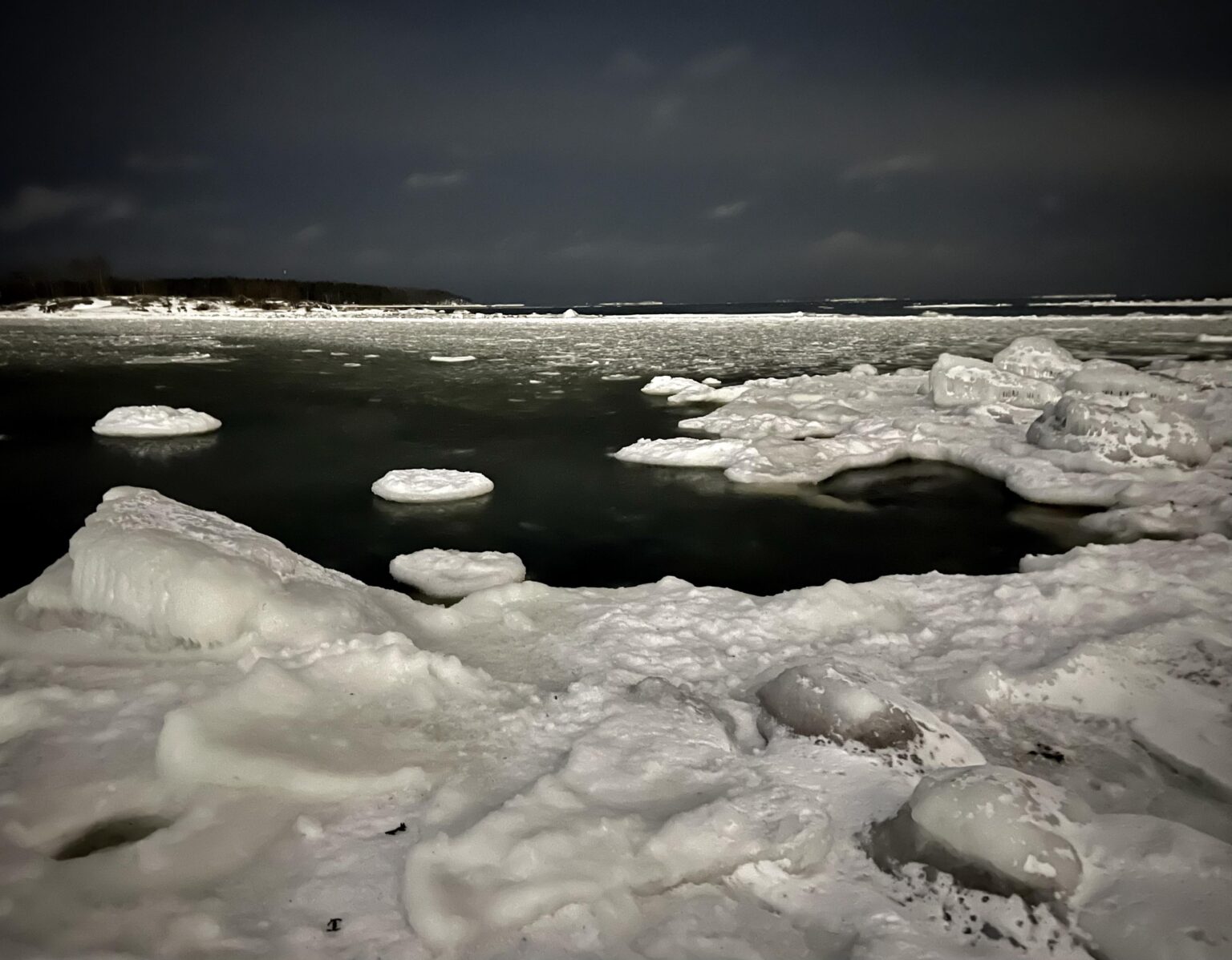 Vattuniemi in Lauttasaari, Helsinki. Check the perfect walk route around the whole island called "Lauttasaari beach route"