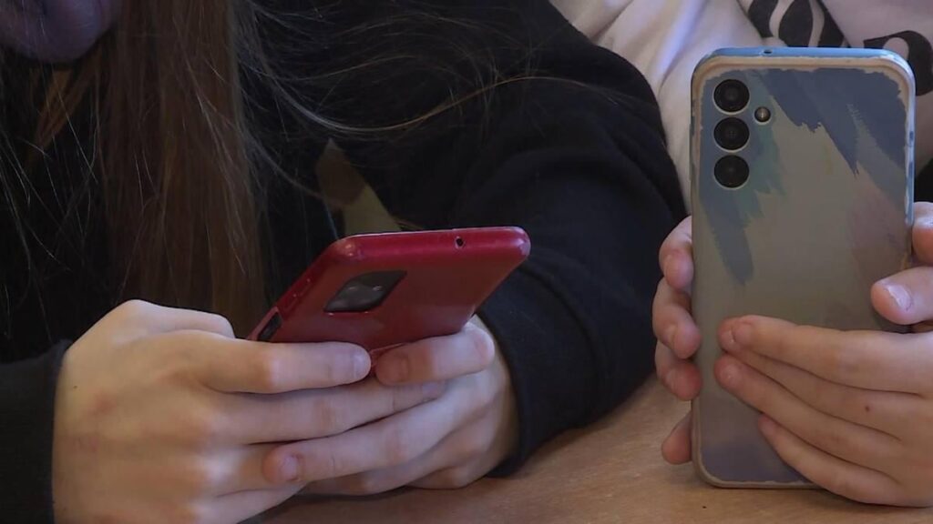 KO wants to punish pathological content online. There is a draft amendment