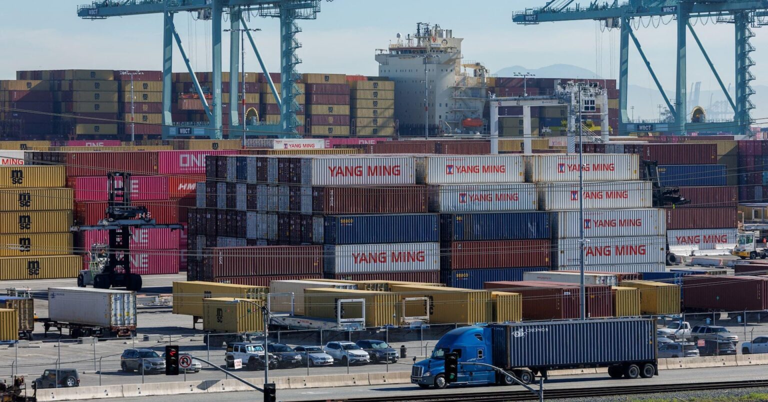 US official says EU should consider separating Greenland tariff issue from US trade deal