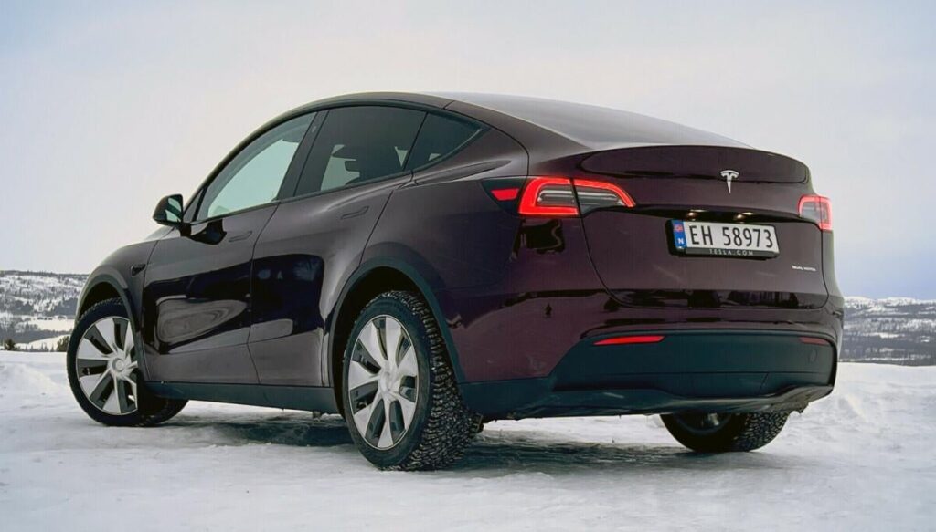 Tesla Model Y disappoints greatly in Danish EU inspection – Almost every other Tesla Model Y failed mandatory inspections in Denmark due to defects and deficiencies. Tesla Model Y disappoints greatly in Danish EU inspection - Almost every other Tesla Model Y failed mandatory inspections in Denmark due to defects and deficiencies.